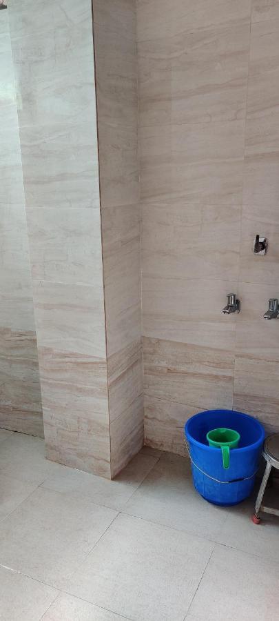 Solanki Guest House โกลฮาปูร์ ภายนอก รูปภาพ
