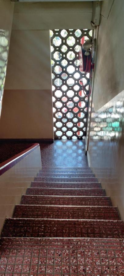 Solanki Guest House โกลฮาปูร์ ภายนอก รูปภาพ